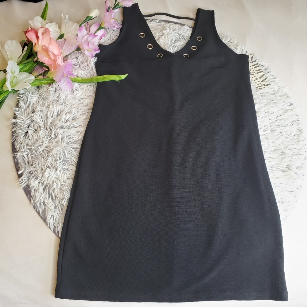 Almous famous black dress size M